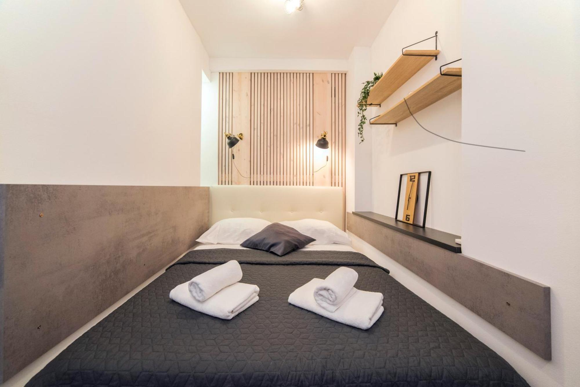 Manuela Varsavska Studio Apartments ザグレブ エクステリア 写真