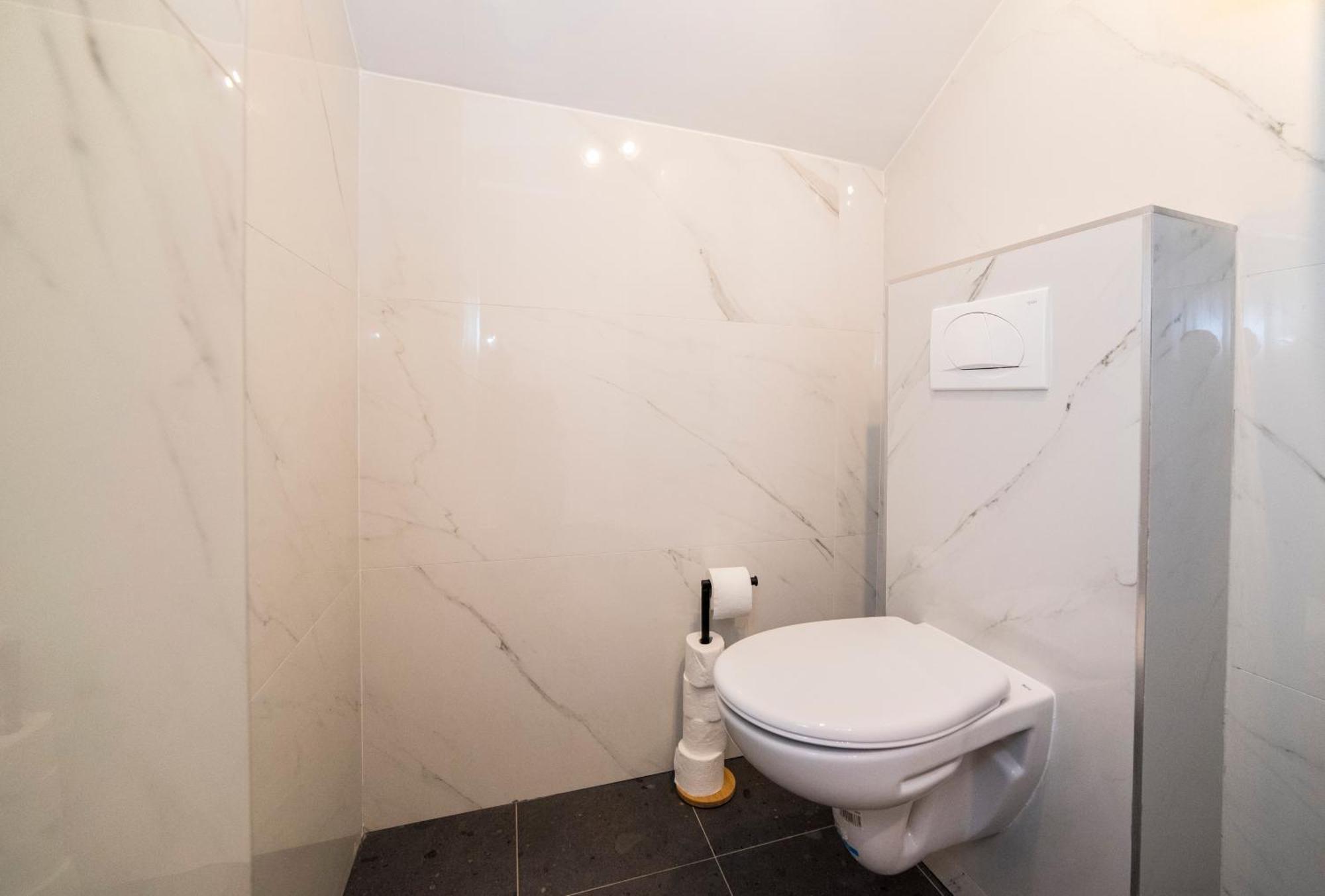 Manuela Varsavska Studio Apartments ザグレブ エクステリア 写真